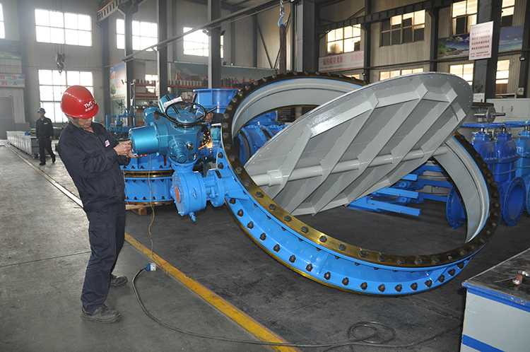 Characteristics of electric wear-resistant dust and gas butterfly valve