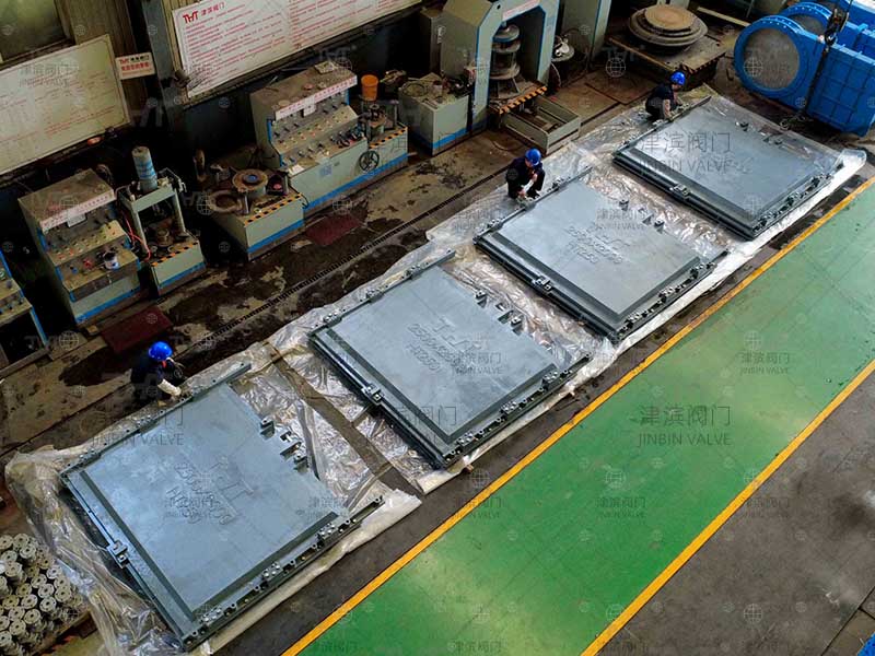 The 2500×2000 ductile iron square sluice gate valve have been successfully delivered