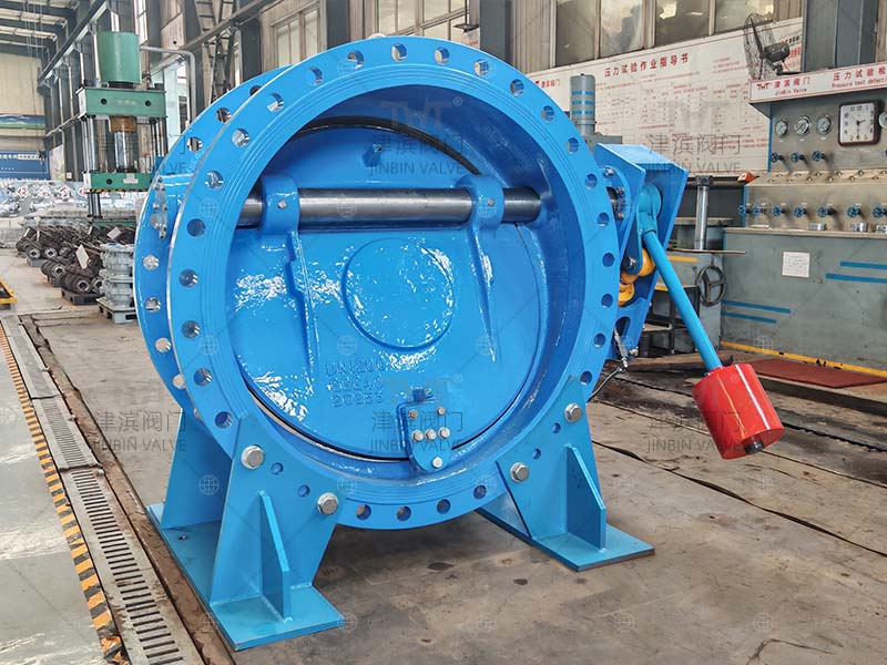 The DN1200 Tilting check valve with weight hammer has been completed