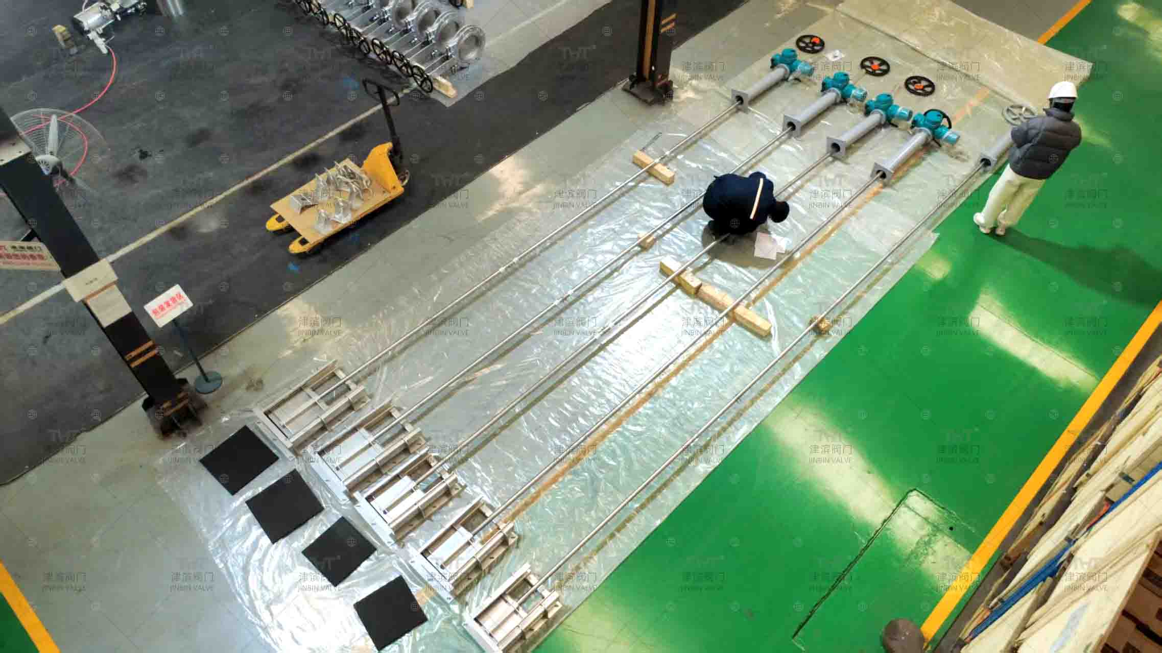 SS 316 wall mounted penstock gate 3