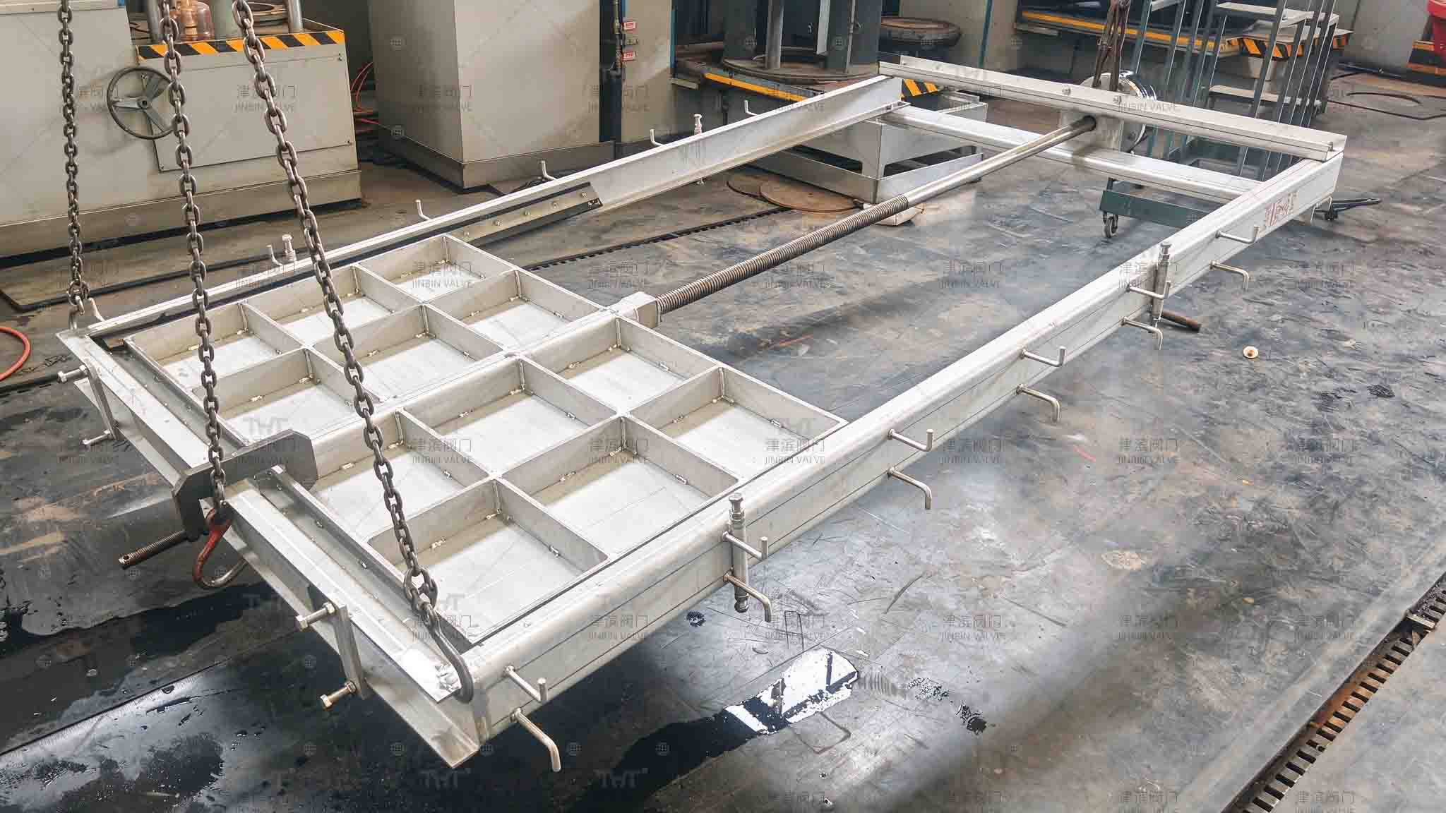 Stainless steel penstock 1