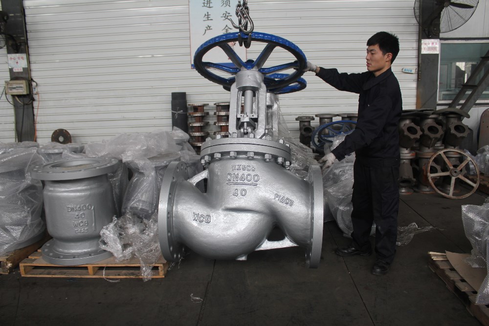 Cast steel flange globe valve