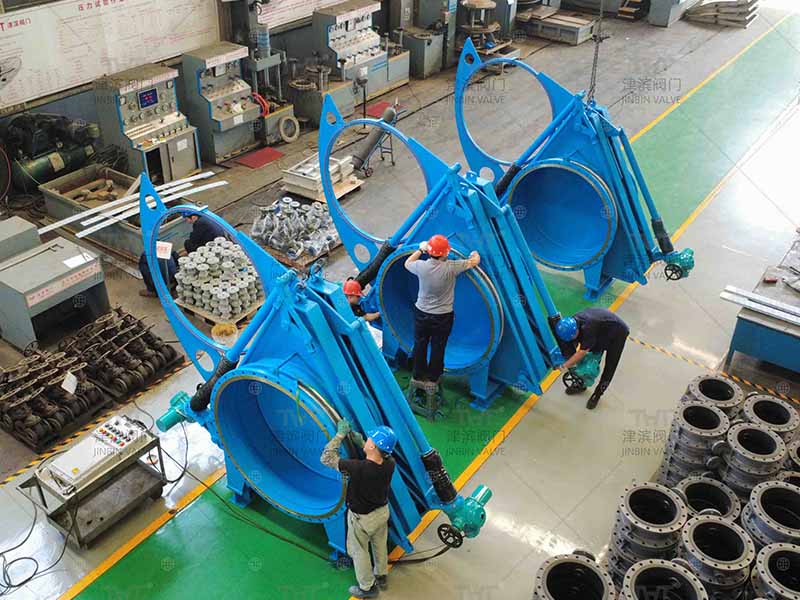 The DN1450 electric sector goggle valve is about to be completed