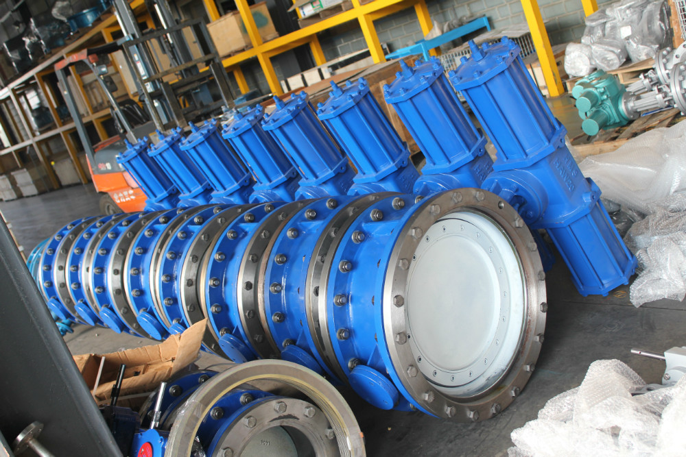 Pneumatic triple offset butterfly valve